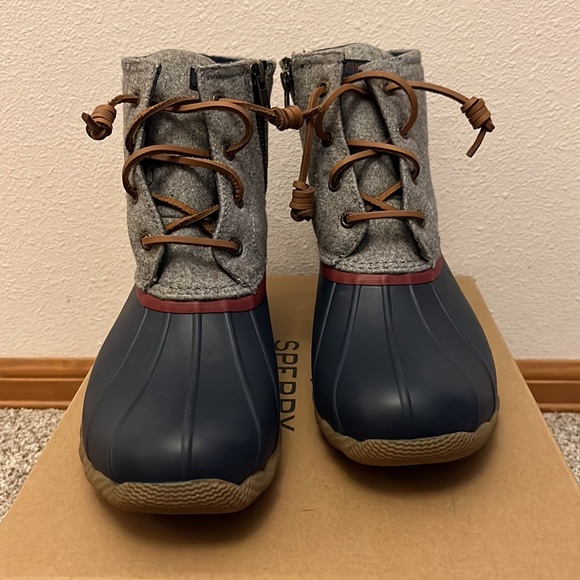 NEW IN BOX! Sperry Duck Boots - Picture 5 of 7